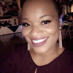 Meet your Posher, Alisha